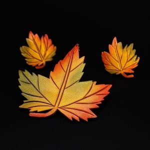 Vintage Autumn Leather Maple Leaf Brooch and Earrings Set - Cottagecore